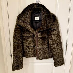 Abercrombie & Fitch Faux Fur Mini Puffer